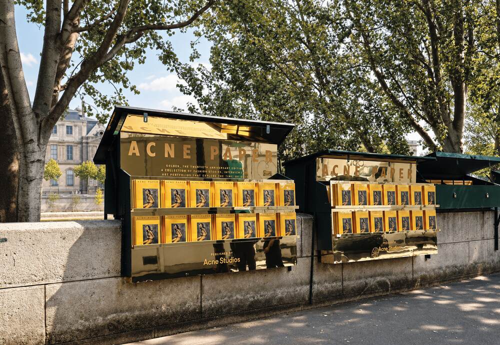 Kiosques Acne Studios sur les quais de Seine